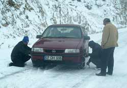 Alacabel’de kar çilesi