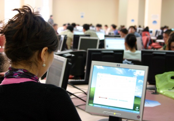 Üniversiteye internetten hazırlık