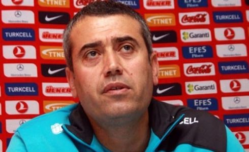 Kasımpaşa, Kemal Özdeş ile devam edecek