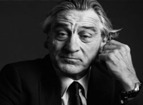 Robert De Niro İsrail'i kuduz köpeğe benzetti