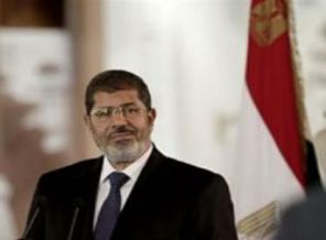 Müslüman Kardeşler'in ofisini ateşe verdiler