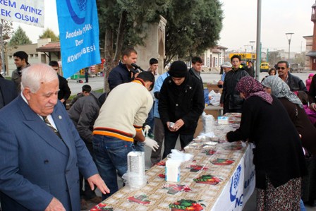 AGD 3 bin kişiye aşure dağıttı