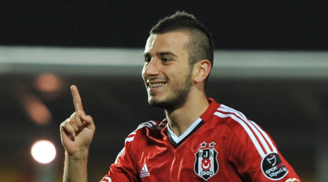 Beşiktaş, Oğuzhan Özyakup ile sözleşmeyi yeniledi