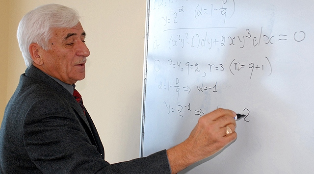 Diferansiyel denklemlerde yeni çözüm metodu