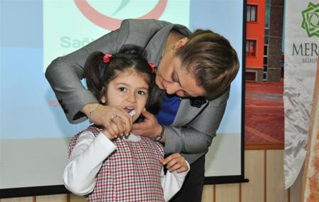 5 bin 'gülen diş'e ulaşıldı