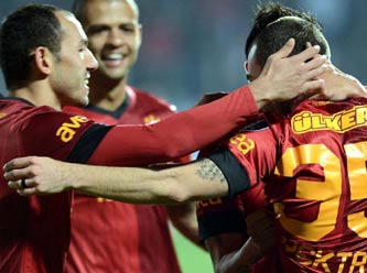 Galatasaray sildi süpürdü: 4-1