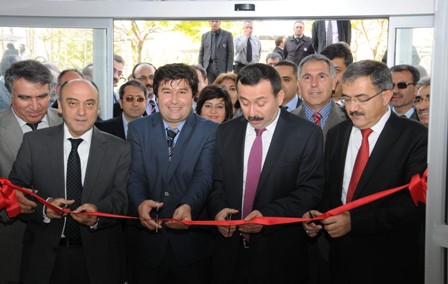SÜ'de büyük açılış