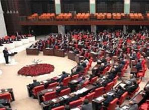 BDP'lilerin fezlekeleri Adalet Komisyonu'nda