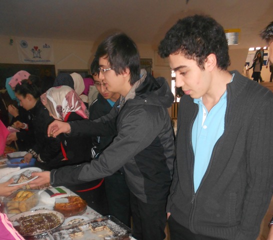 Enderunlular duyarsız kalmadı