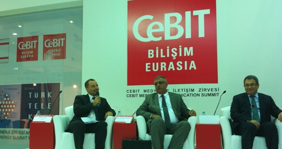 CeBIT Zirvesi'ni Yerlikaya sundu