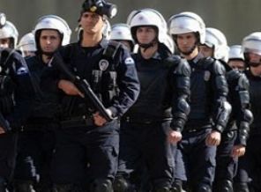 Yılda ortalama 50 polis intihar ediyor