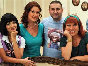 Alemin Kıralı kolaj bölümüyle geliyor