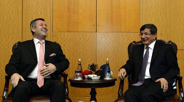 Şentürk'ten Davutoğlu'na ziyaret
