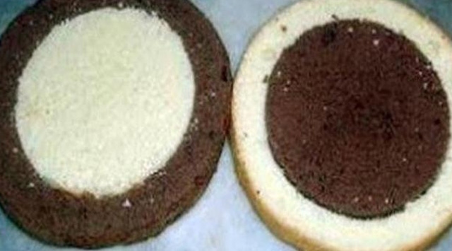 Çocuğuna pasta sanıp fare zehiri yedirdi!