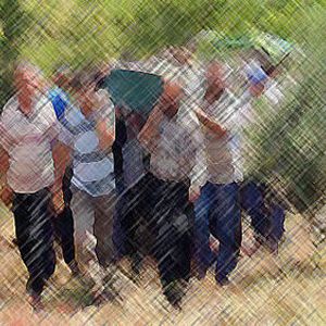 Evli çiftler 5 dakika arayla öldü