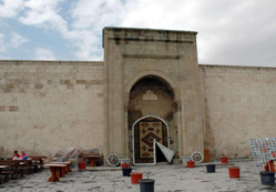 Horozluhan yerli turist bekliyor