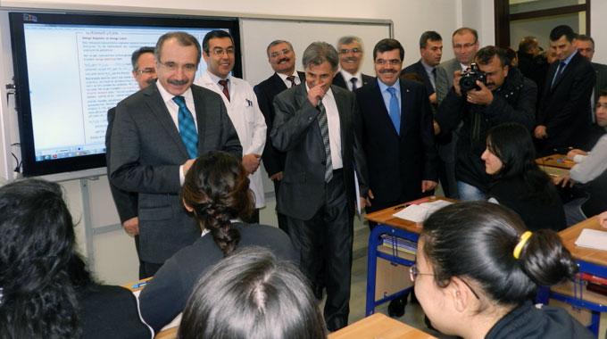 Bakan Dinçer'e dershane sorusu