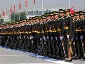 Rakamlara göre TSK küçülüyor