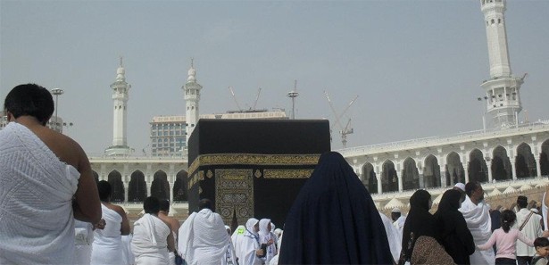 Kabe'de tavaf alanı genişletiliyor