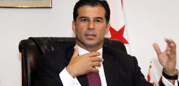 İflas açıklayan Rumlara, KKTC'den tarihi teklif