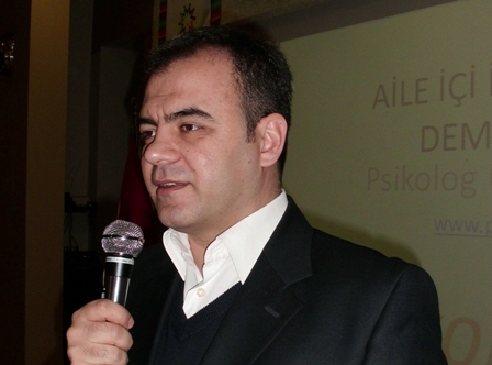 Öğrencilere demokrasi eğitimi