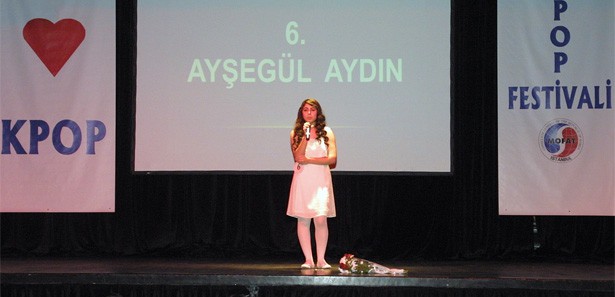 Türk gençler Koreli popçuları aratmadı