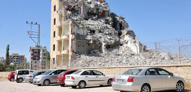 Afet riski altındaki 124 kamu binası yıkıldı