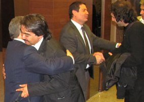 HAS Parti ve AK Partililer kucaklaştı