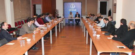 İlahiyatçı Mert, MÜSİAD üyeleriyle buluştu