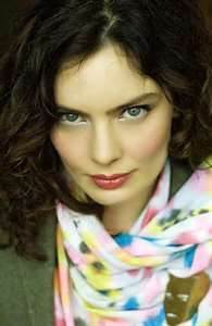 Ünlü şarkıcı anne oluyor