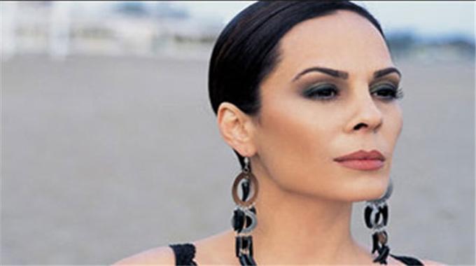 Yeni albüme ilk klip