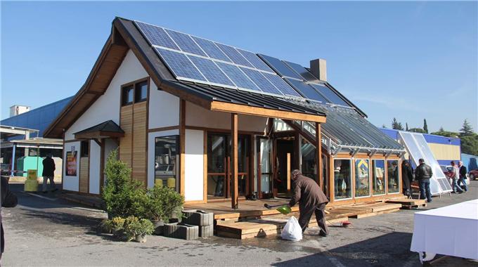 Bu ev hem tasarruflu hem de dayanıklı