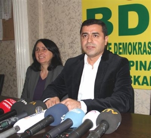 KCK'da Demirtaş'ın tanıklığına red