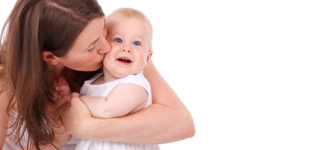 6 aydan küçük bebekleri öpmeyin