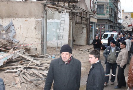 Konya'da inşaat çöktü: 1 yaralı
