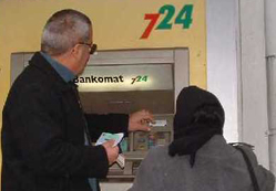ATM yoluyla dolandırdılar