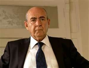 Ak sakallı dede serbest