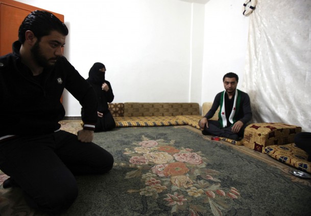 Anneler çocuklarına "savaşın" diyor