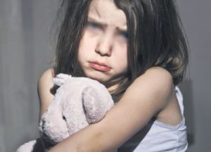 Öğretmen bilgisayarında iğrenç görüntü