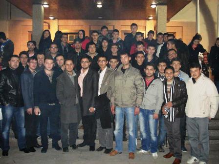 Karataylı gençler tiyatroda buluştu