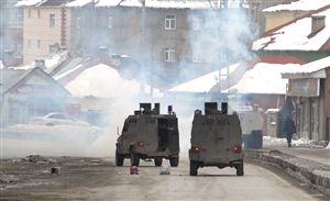 Hakkari'de cenaze gerginliği