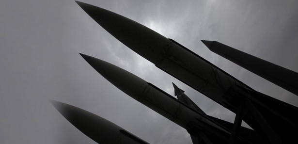 Esed "Scud" kartını devreye soktu