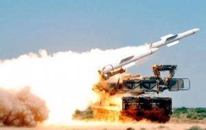 Esed, Scud füzeleri ile vuruyor