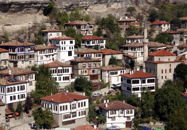 TOKİ Safranbolu evleri yapacak