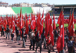 19 Mayıs törenlerle kutlandı