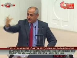 CHP'li vekil Meclis kürsüsünde marş söyledi
