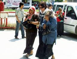 Bebeğini pencereden atan kadın adliyede