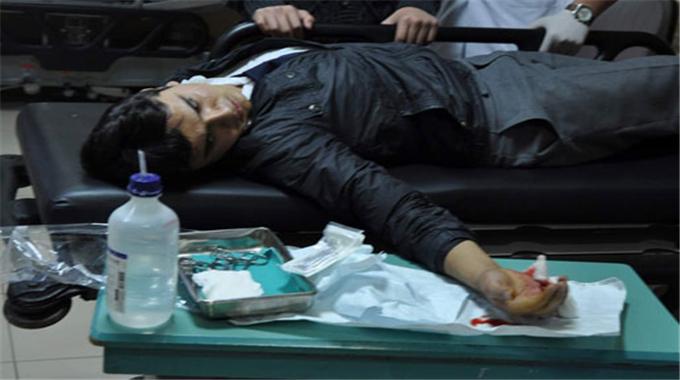 Okuldan kaçarken kolundan oluyordu