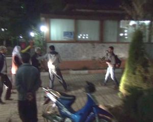 Küçük yaştaki kızlara içki içirdiler