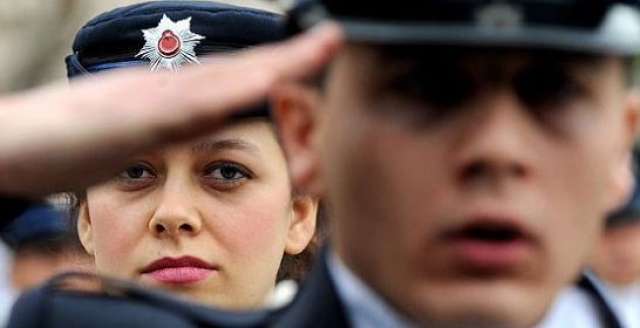 Polislik için boy şartı değişti